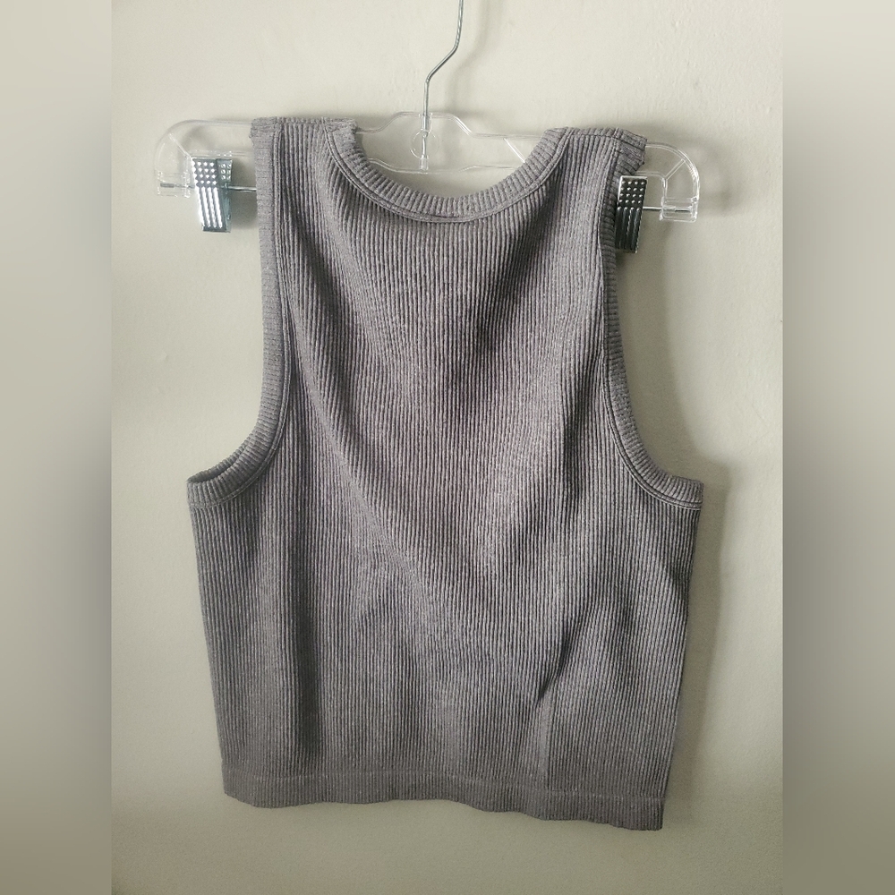 Gray Ribbed Tank Top - Picture 3 of 3